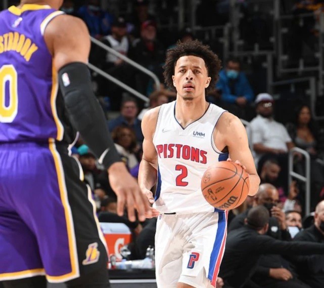 人挺身而出 人挺身而出